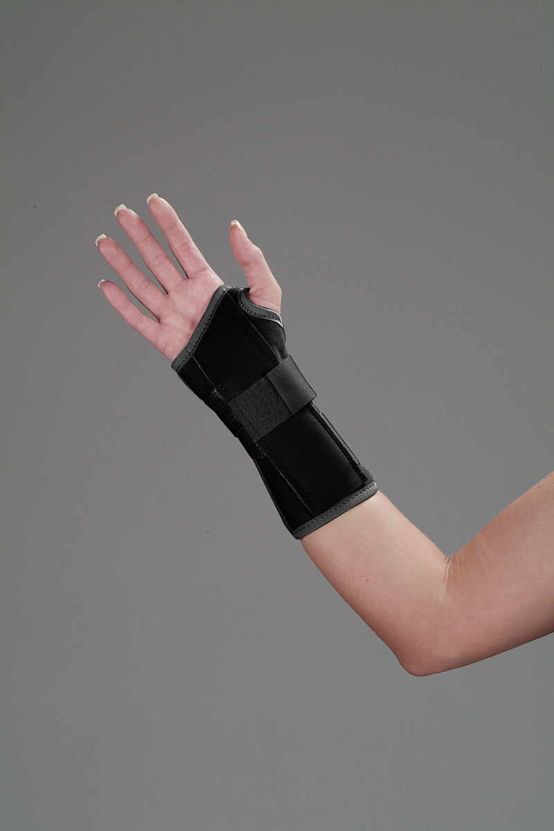 Load image into Gallery viewer, DeRoyal Suede Leatherette Wrist and Wrist/Forearm Splint
