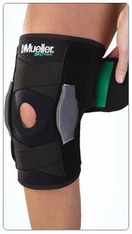 Mueller Adjustable Hinged Wraparound Knee Brace.