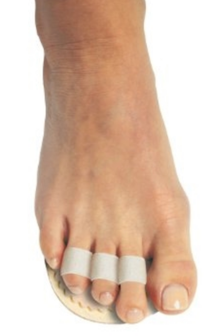 Load image into Gallery viewer, PediFix Podiatrists&#39; Choice Triple Toe Straightener
